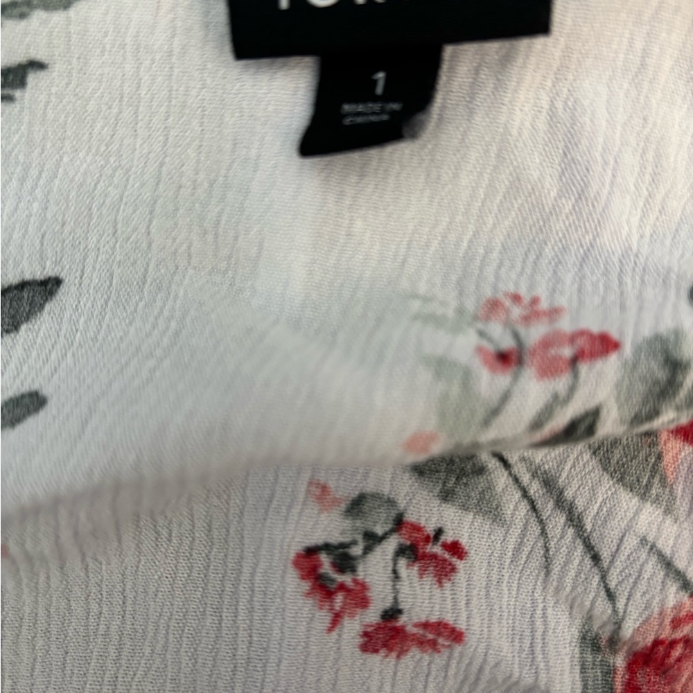 Torrid 1 Rayon Crepe Bell Sleeve Cold Shoulder Top - Picture 8 of 10